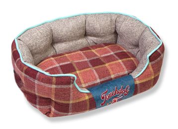 Touchdog 'Archi-Checked' Designer Plaid Oval Dog Bed (Color/Size: Red-M)